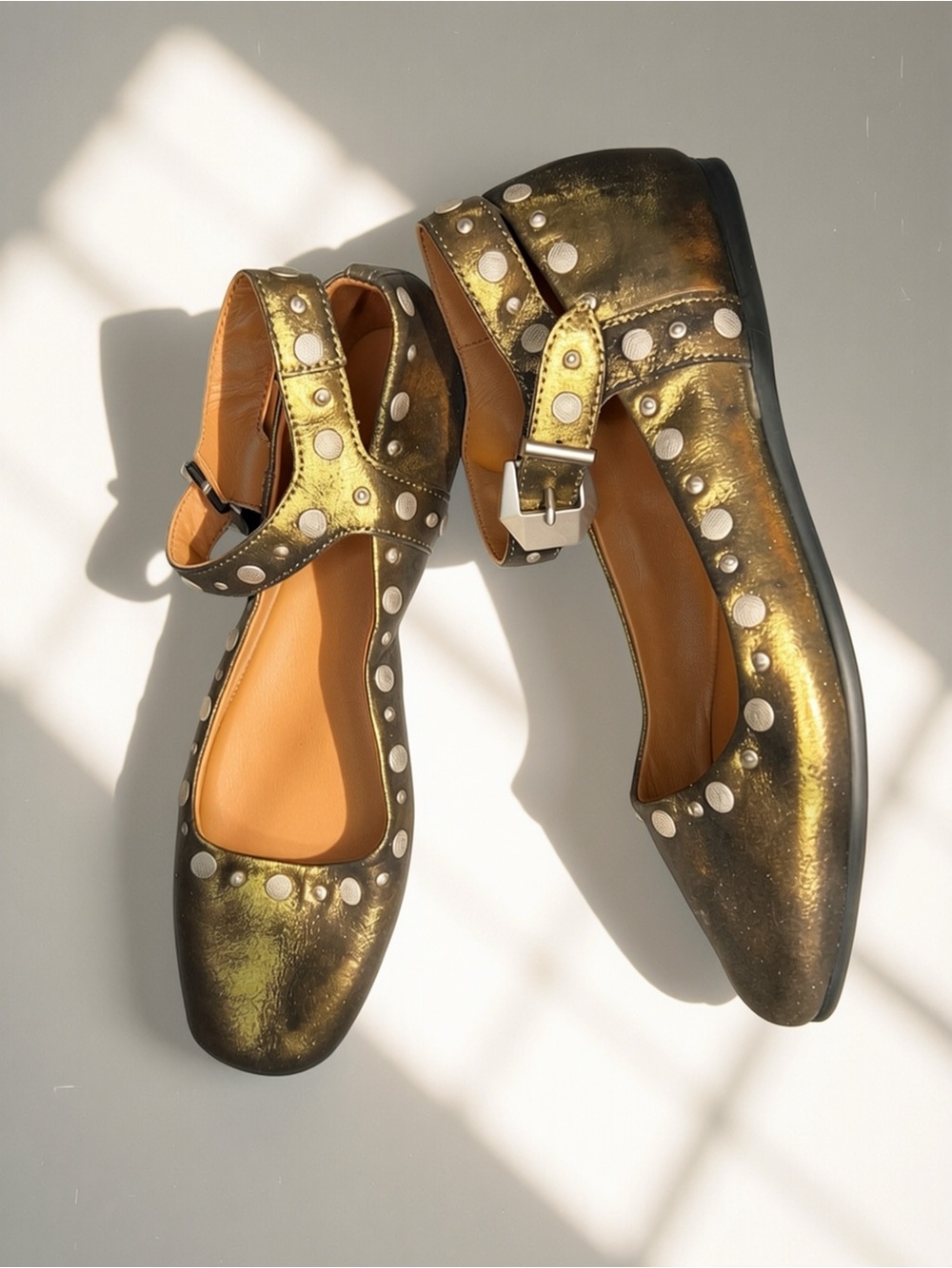✨ BRAND NEW Free People Mystic Mary Jane Flats – Gold/Black (Size 9.5) ✨